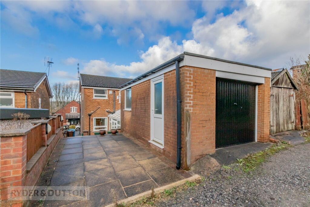 Garage/Parking
