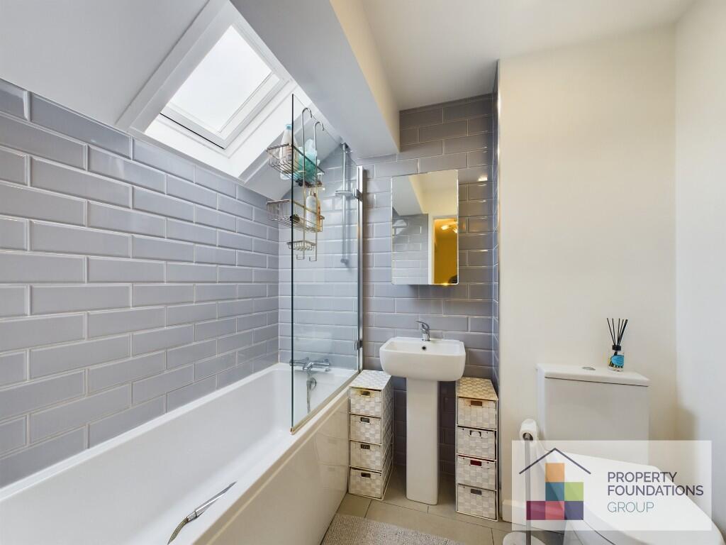 Upstairs Bathroom