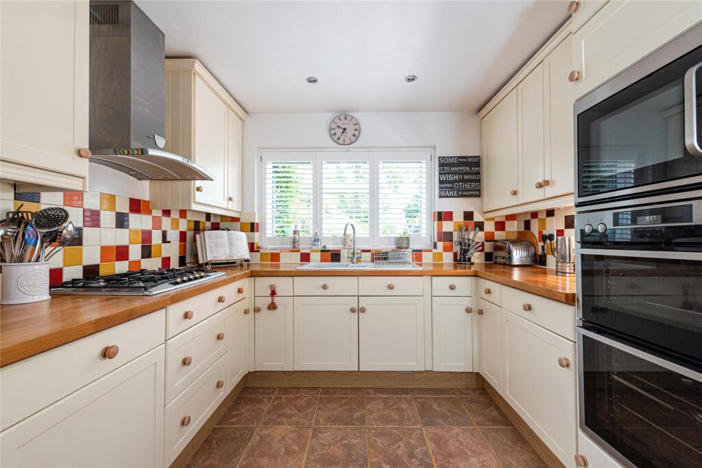 Kitchen/Dining Rm