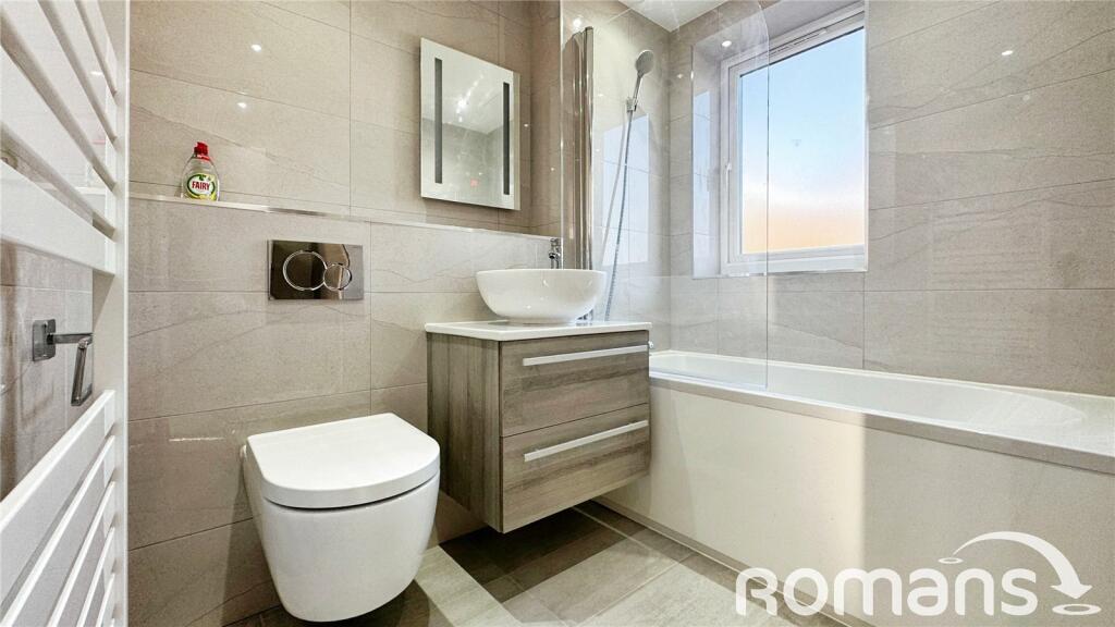 Ensuite