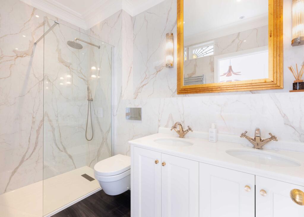 684c468c825c3_Lancefield-House-7