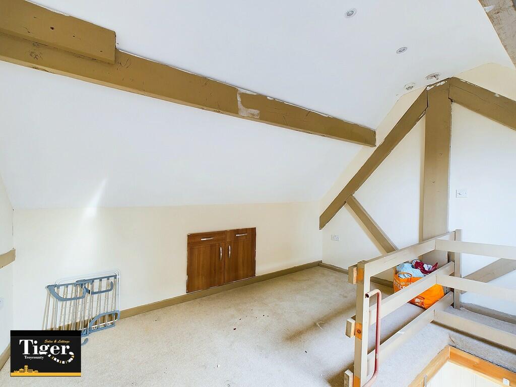 CAM02176G0-PR0416...