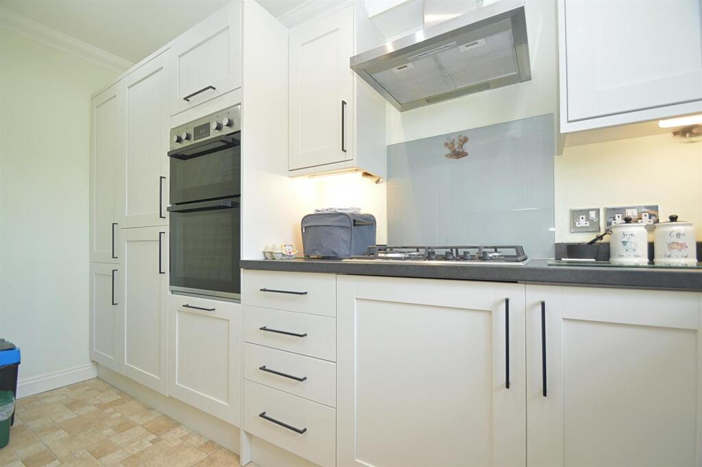 resizedKitchen2.jpg