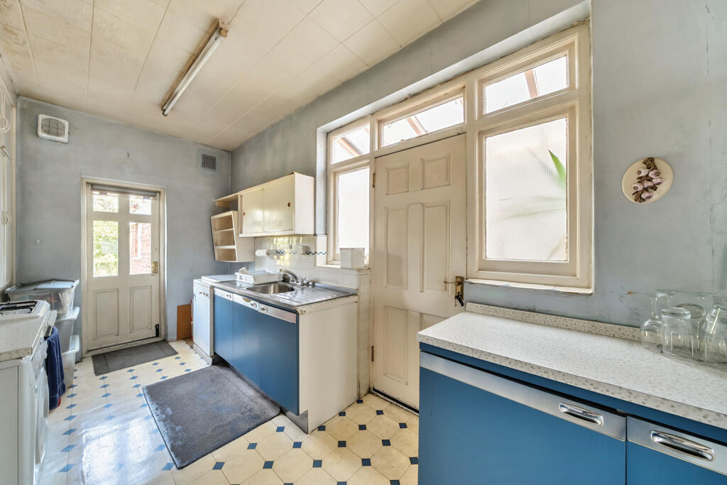 1296183-13-682c6f...