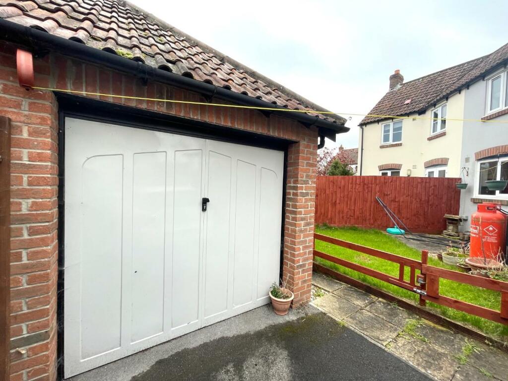Garage.JPG