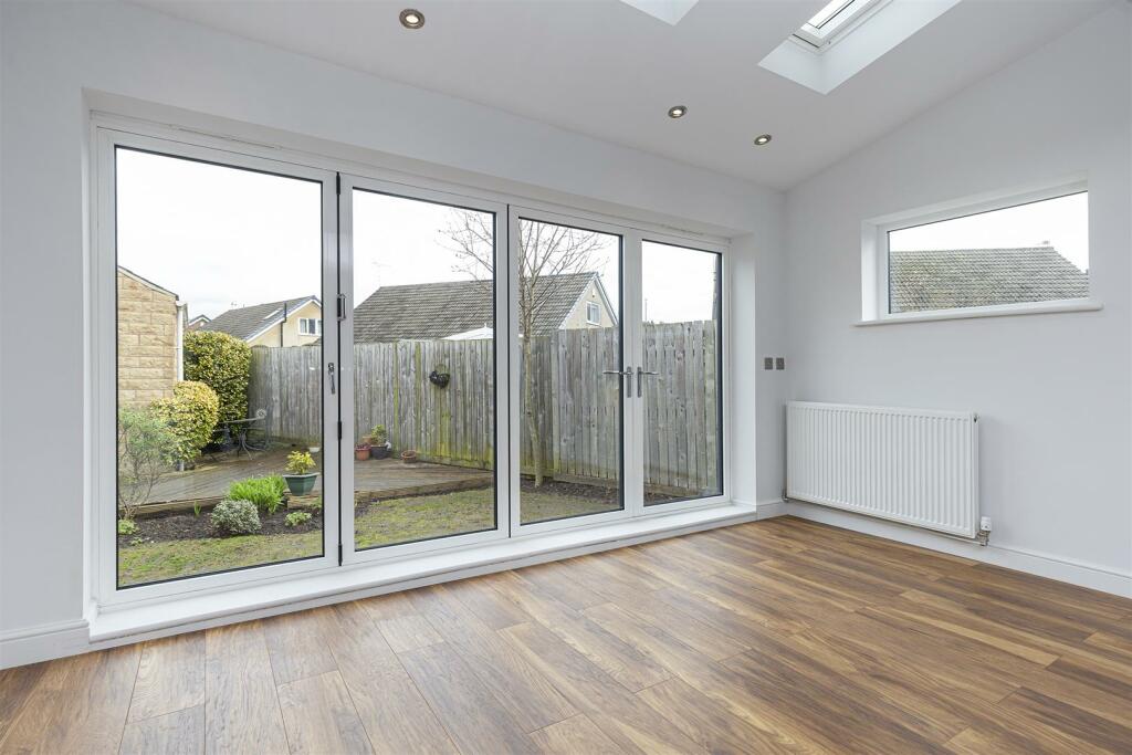 Bramleys Estate Agents - Elland - Oliver Meadows (