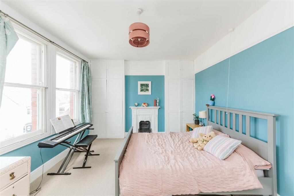 Cairns Road (17).jpg