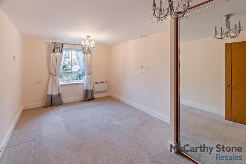 8644680-interior07-800.jpg