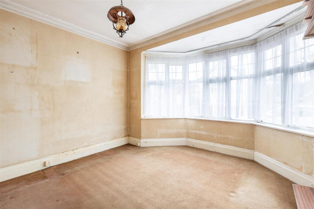 43 Croham Park Avenue-3.jpg