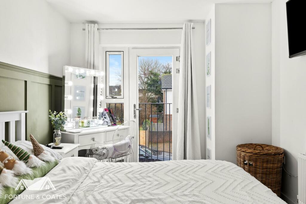 CliftonHatch_3.jpg
