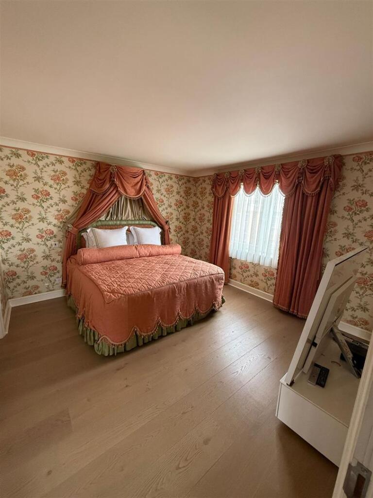 WhatsApp Image 2025-05-21 at 10.38.43 (5).jpeg