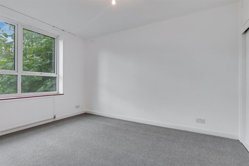 5_Master Bedroom-0.jpg