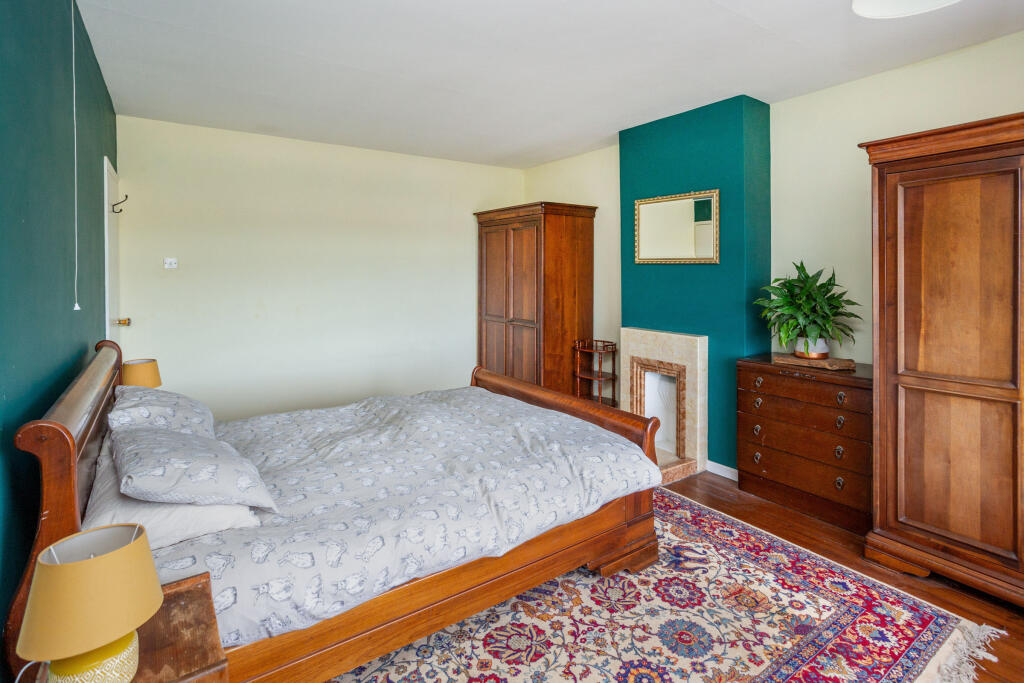 bedroom 1c