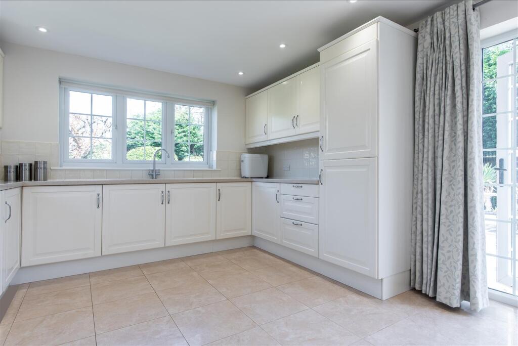 54 village rd-hi-29.jpg