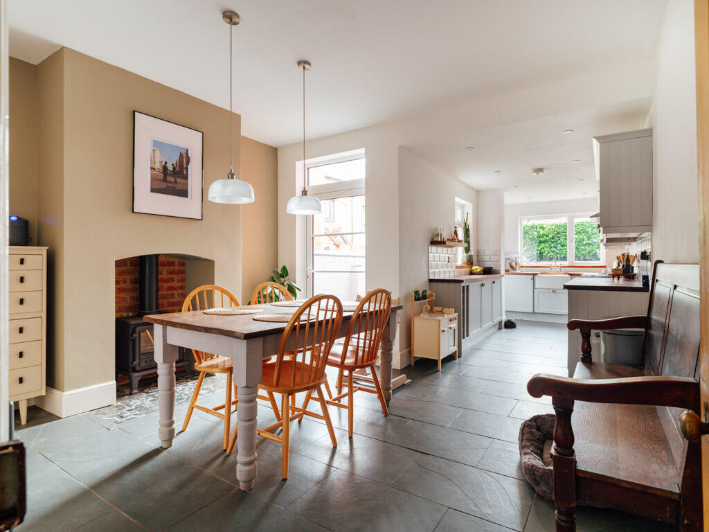Kitchen / Dining Room