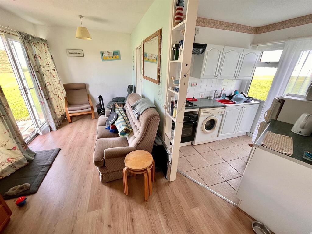 Open Plan Living/Dining/Kitchen Area
