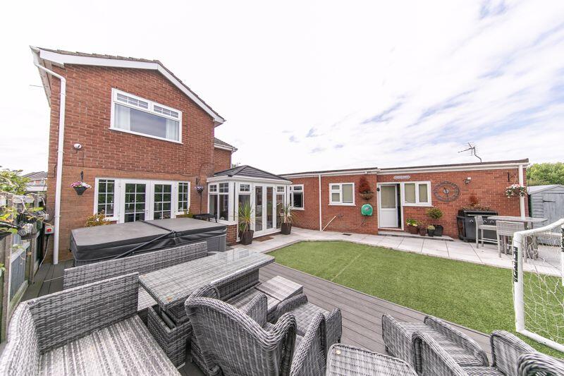 Low maintenance private garden