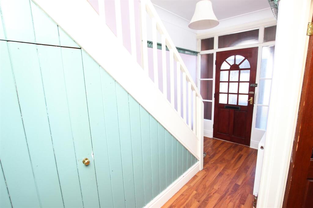 ENTRANCE HALL