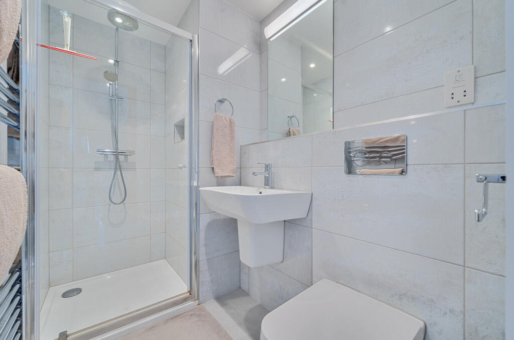 1312156-11-6852e2...