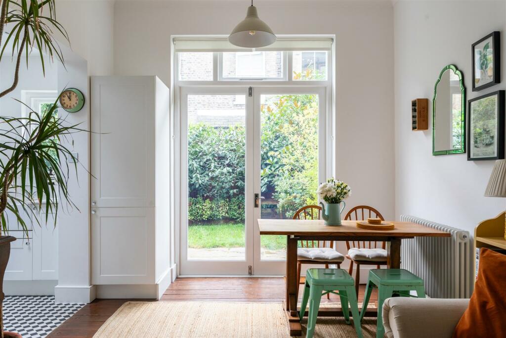 66A Carysfort Road, London N16 9AP-08.jpg