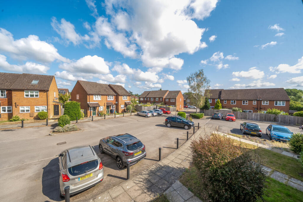 1321693-16-686cd8...