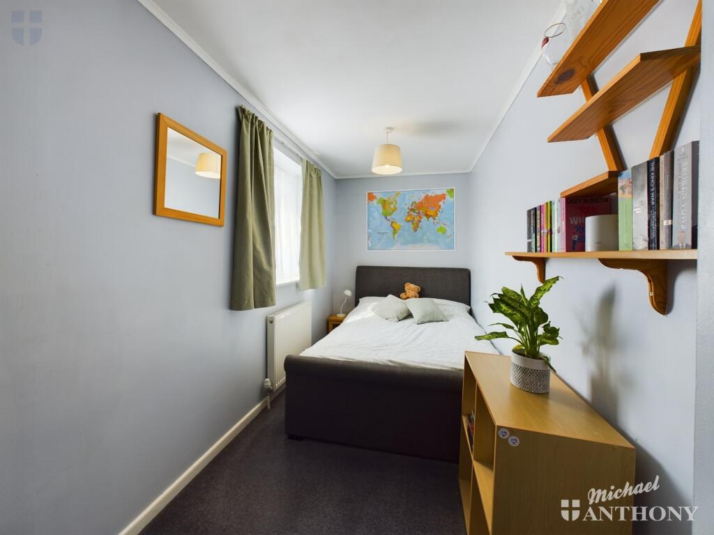 CAM03852G0-PR0046-STILL008