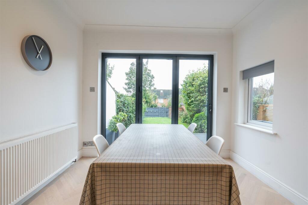 89 Richmond Road, Solihull, B92 7RR_19.jpg
