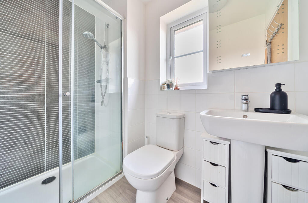 1315957-13-685c22...