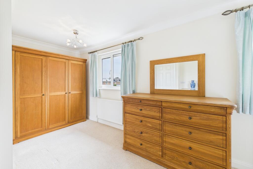 CAM03162G0-PR0312-STILL040