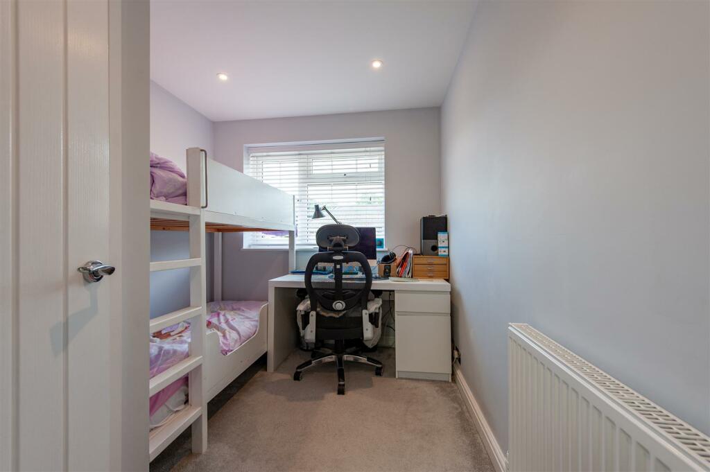 Bedroom 3.jpg