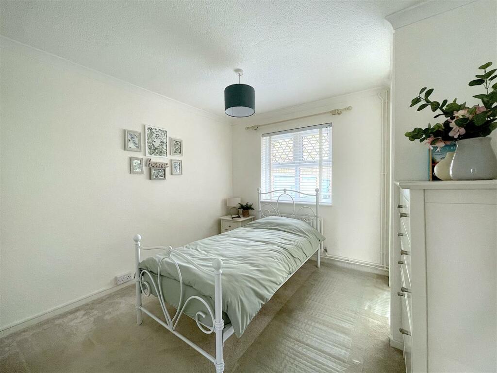 Bedroom One (1) .jpeg