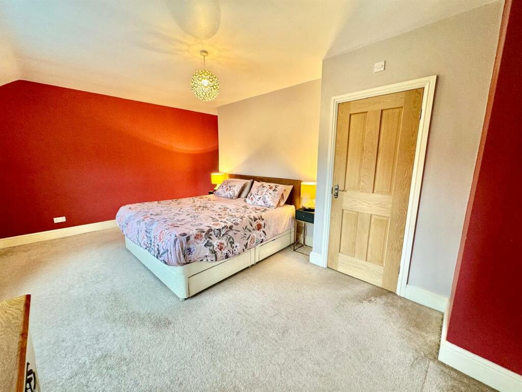 PHOTO-2024-11-18-18-30-22 (14).jpg