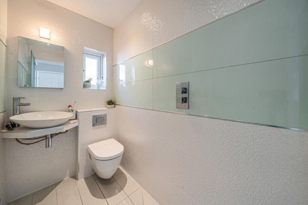 6-68244fe4cc930-1...