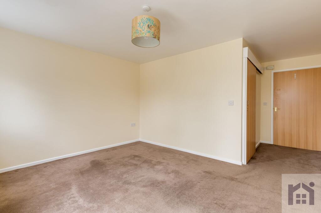 Ground floor bedroom