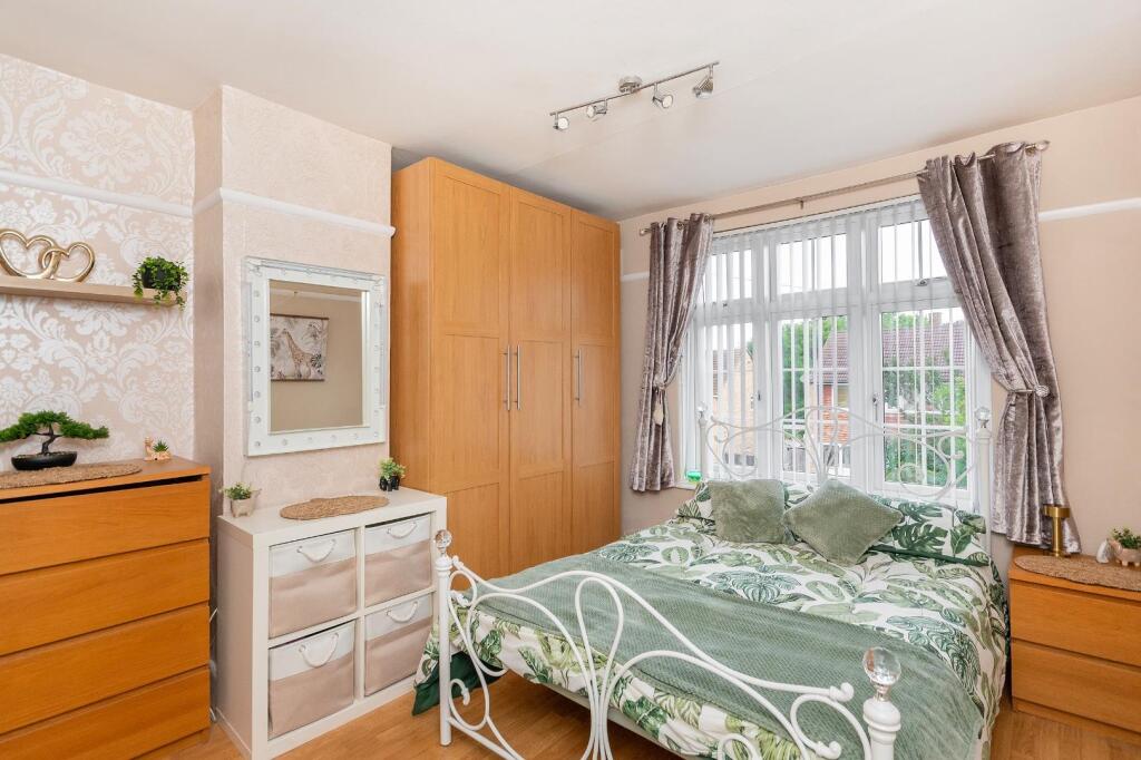 0A2AEE - Bedroom I.jpg