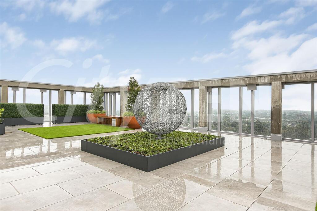 ROOF GARDEN
