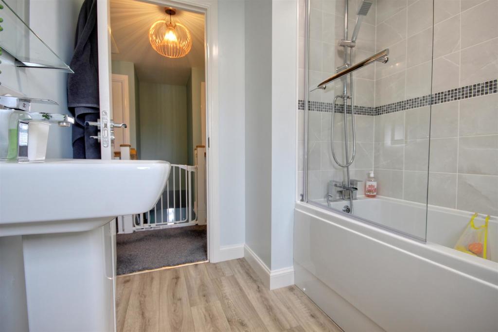 House Shower/Bathroom