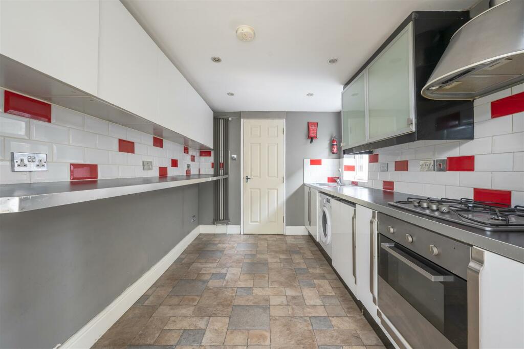 Malvern Road, N17