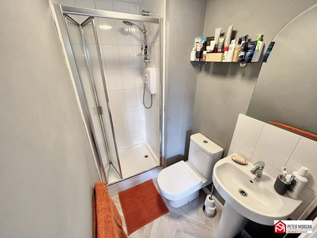 En-suite shower room