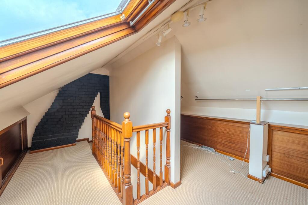 120 Sunnybank Rd-4.jpg