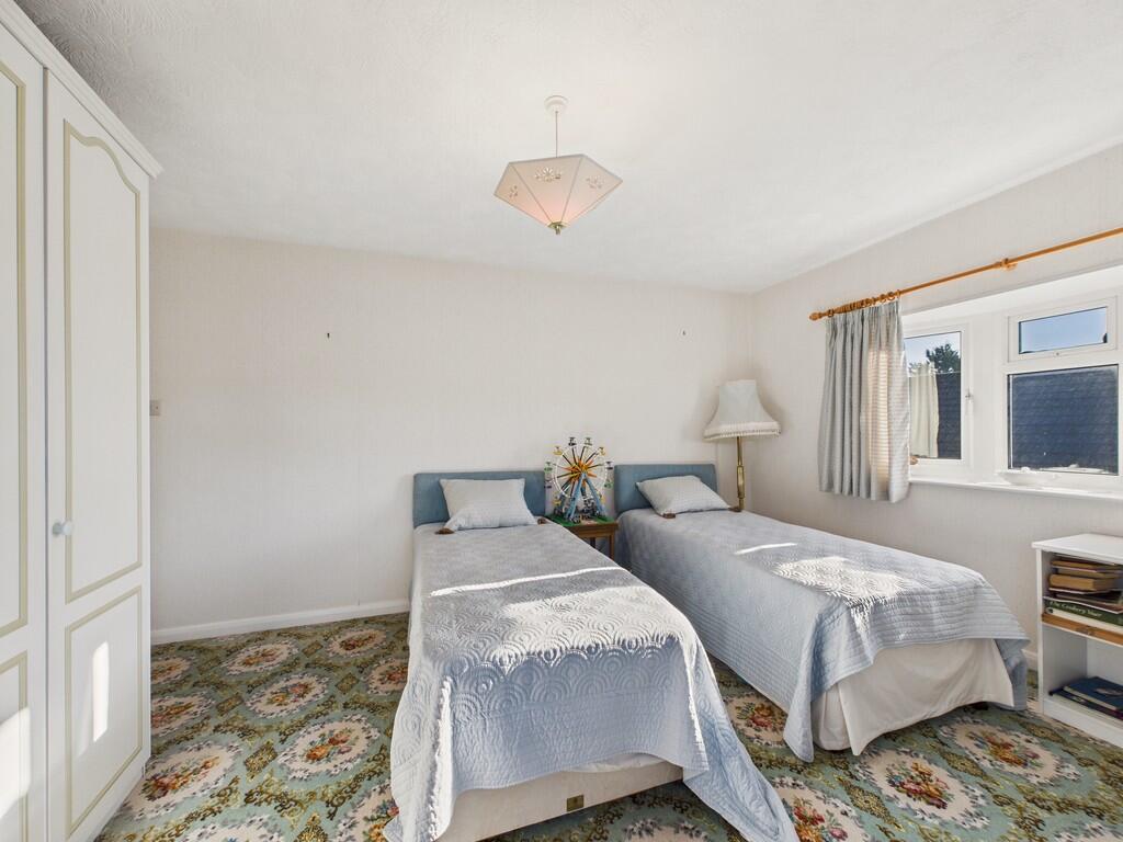 CAM04092G0-PR0102...