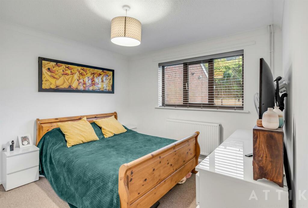 93 Dukes Drive Halesworth IP19 8TJ (9).jpg