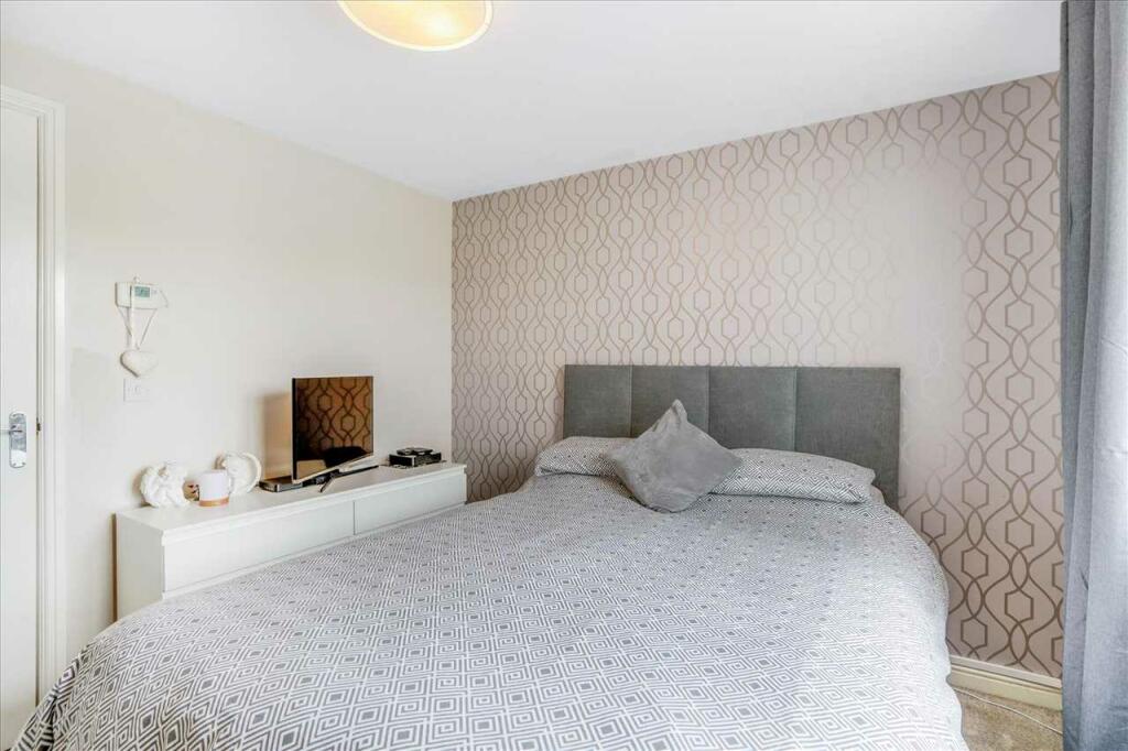 Bedroom One (2)