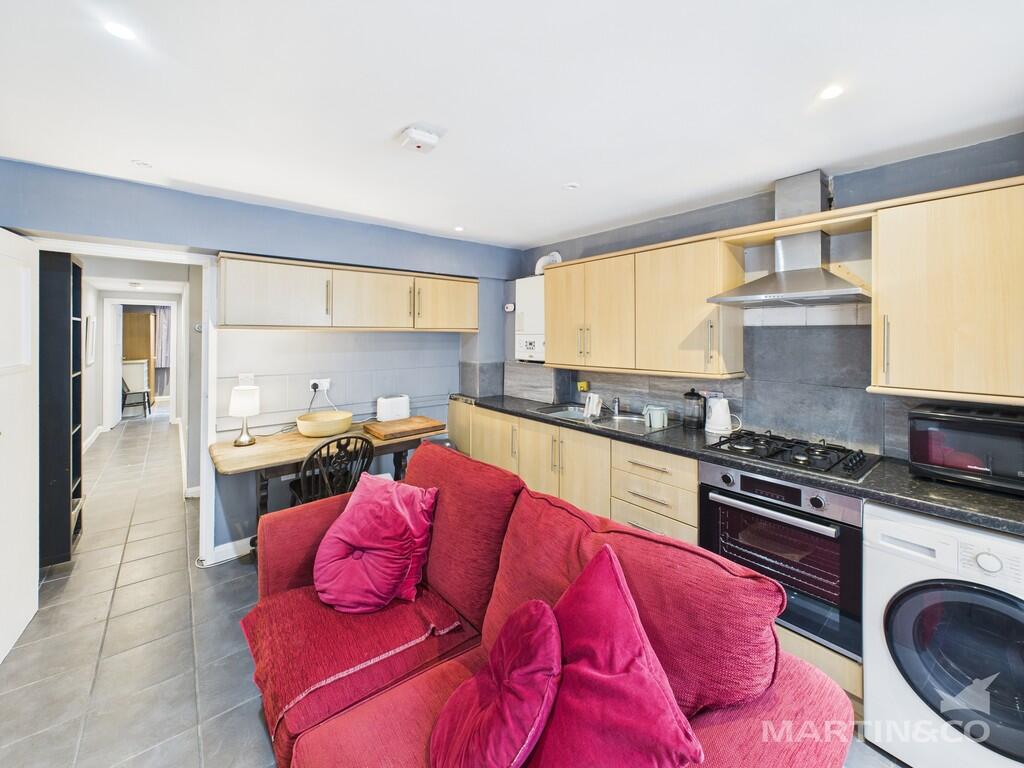 Kitchen/Lounge