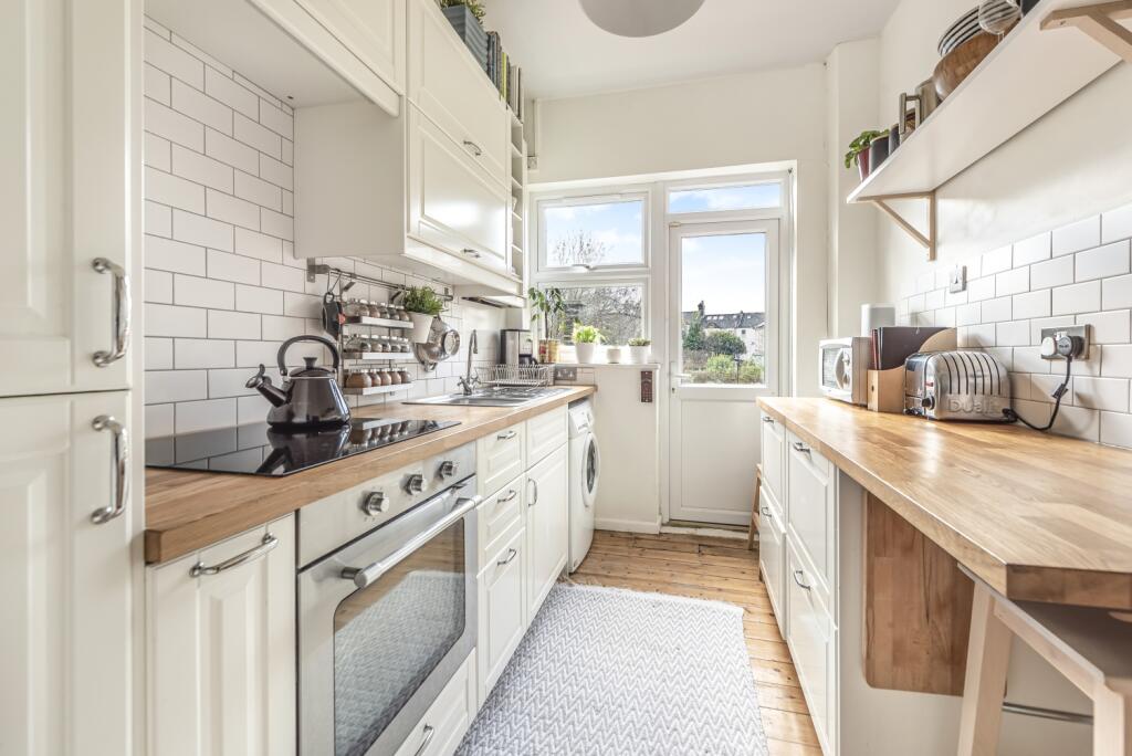 Kitchen (2)