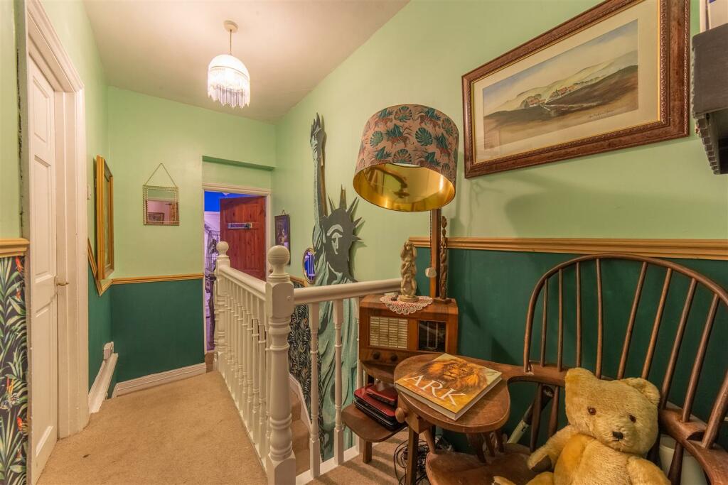 14 Bryn Terrace-6.jpg