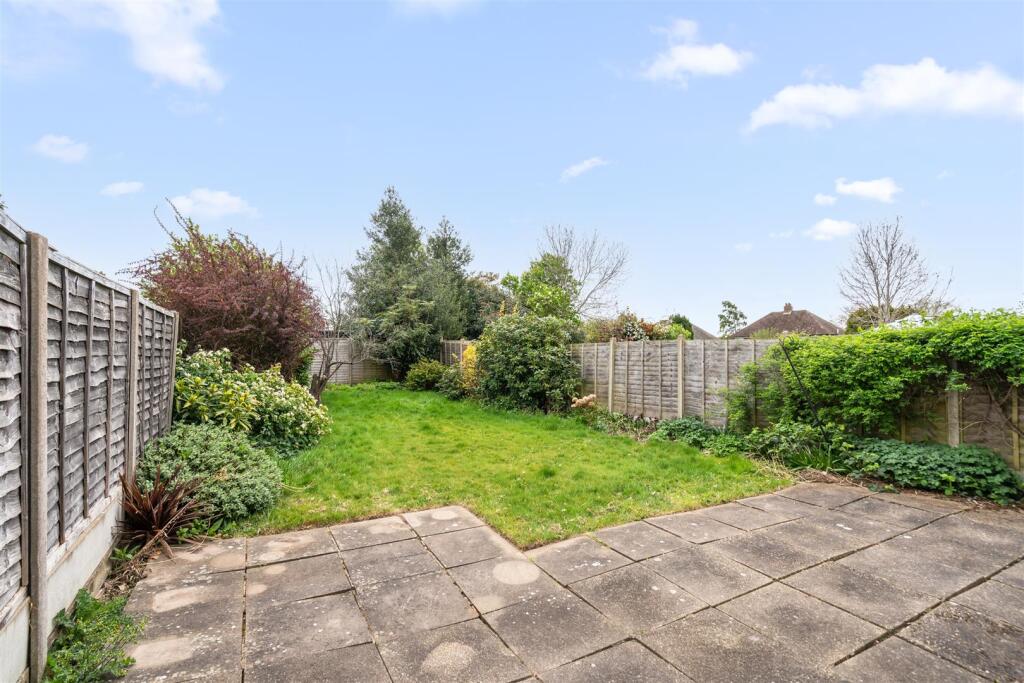 35 Yoxall Road_15.jpg