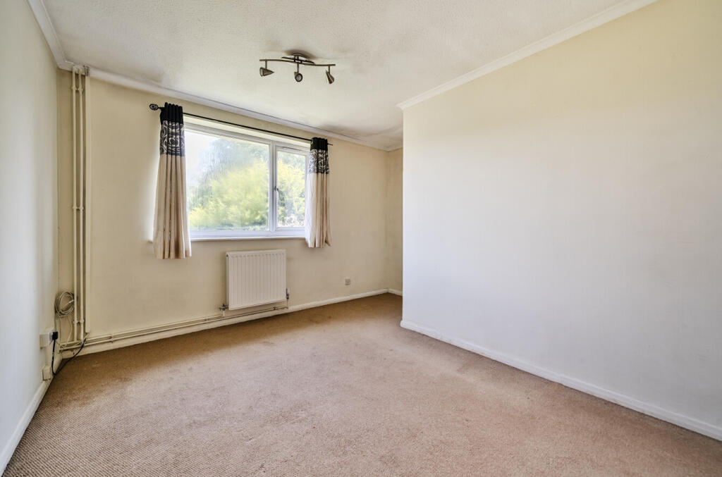 1305181-2-6842f5b...