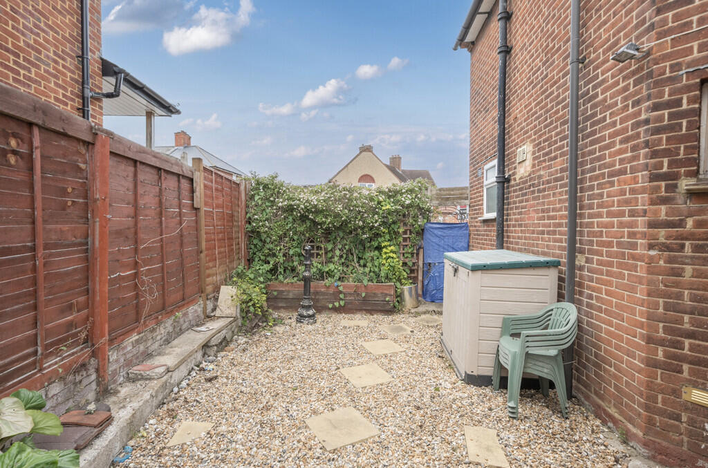 1301398-6-68373c5...