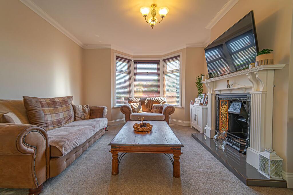 Living Room/Dining Room